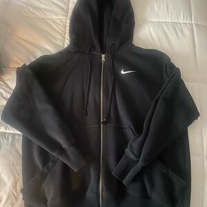 Nike woman’s Black Zip-Up Hoodie